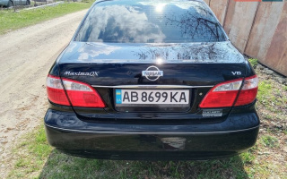 Nissan Maxima, 2004